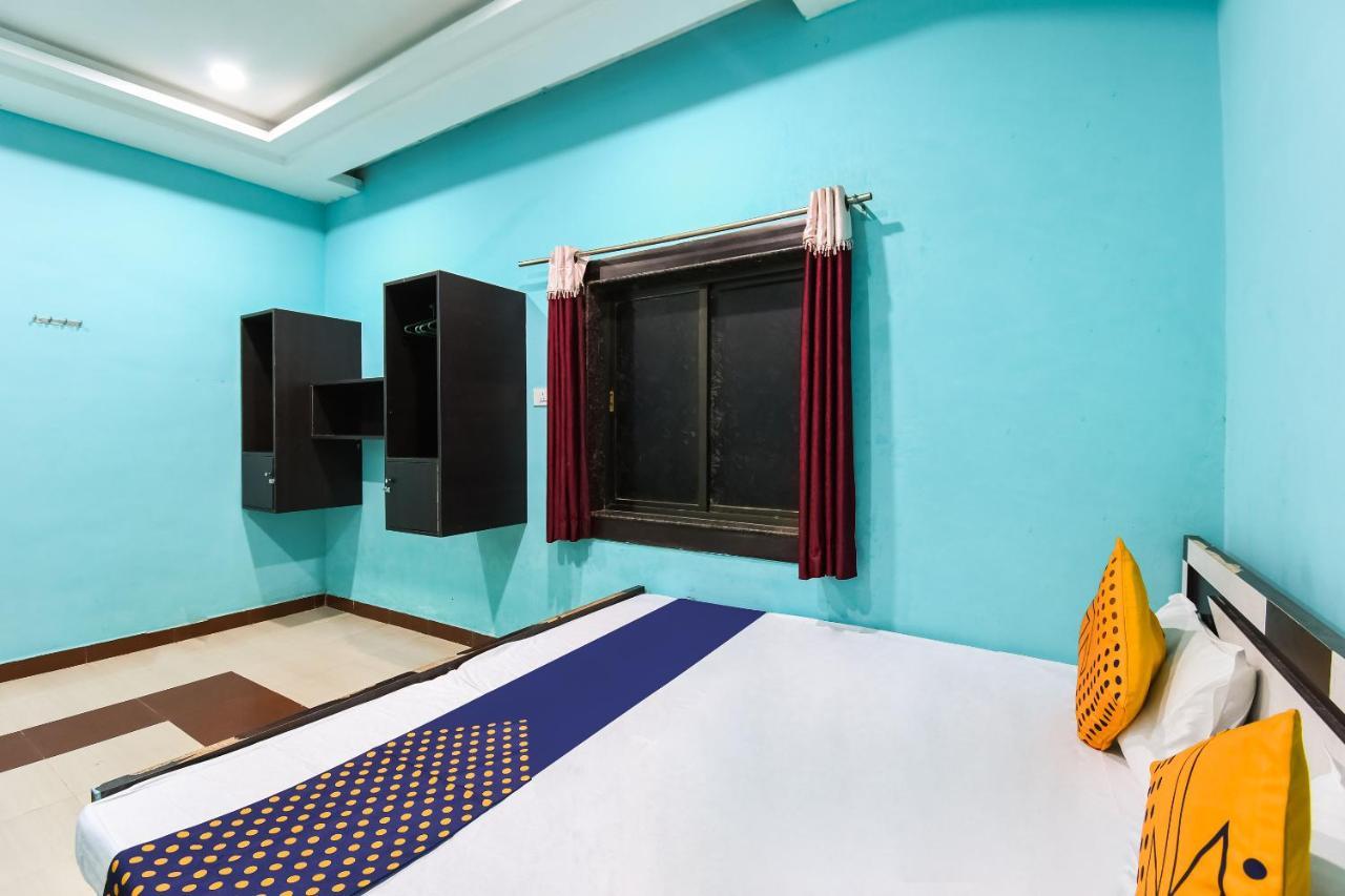 Spot On 67031 Hotel Sangam Palace Rāipur Esterno foto