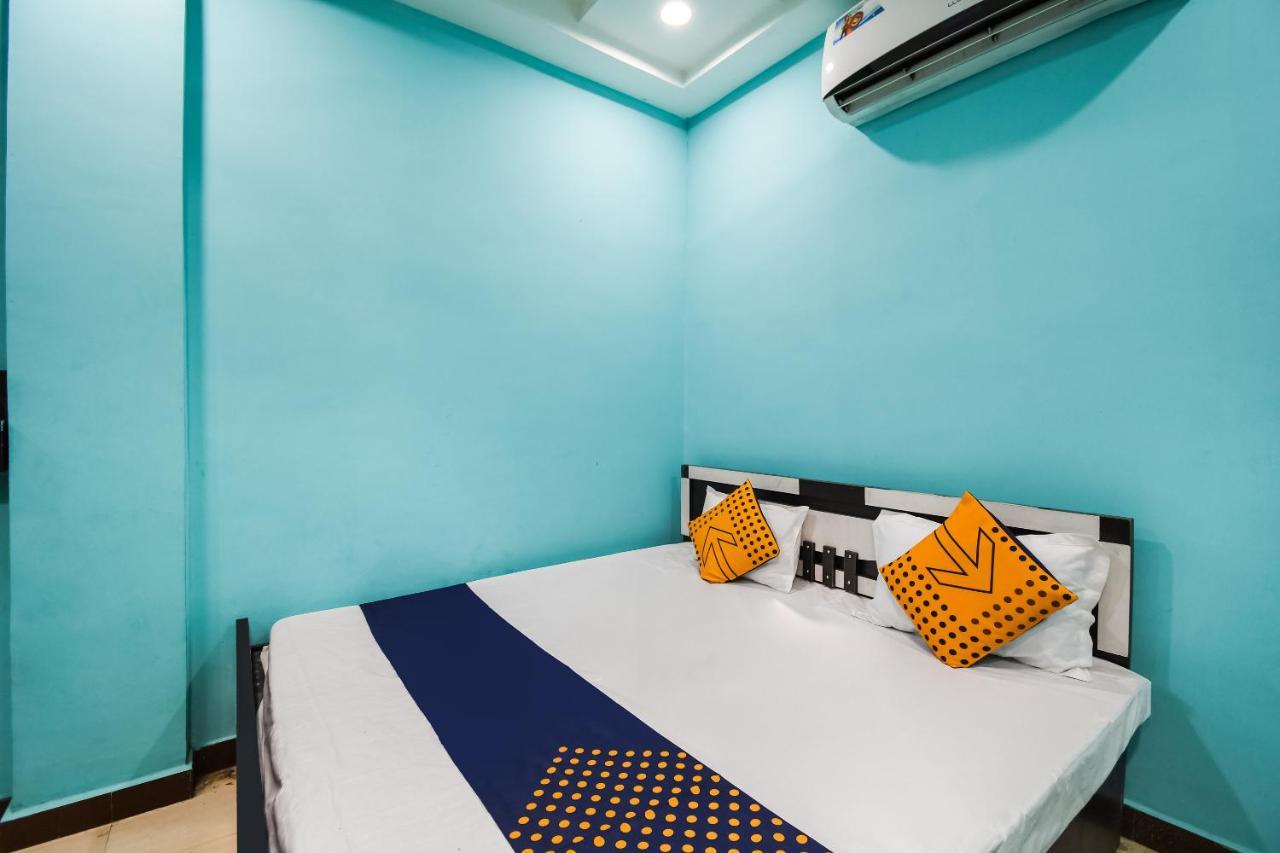 Spot On 67031 Hotel Sangam Palace Rāipur Esterno foto