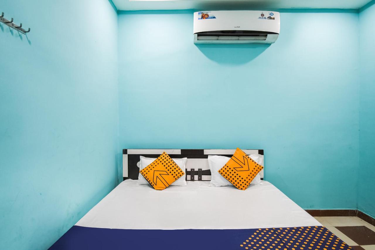 Spot On 67031 Hotel Sangam Palace Rāipur Esterno foto